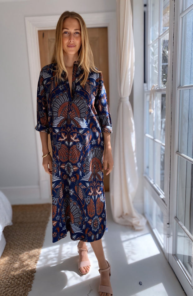 Amira Kaftan in the Bluebird Batik Print
