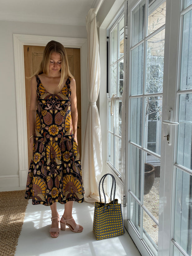 The Areti Midi Dress in Blackbird