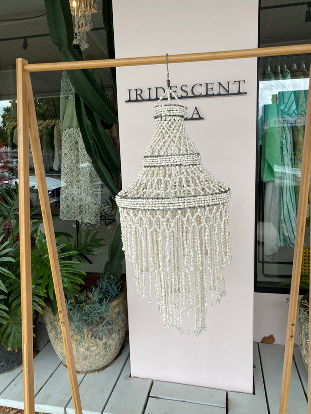 Shell Chandelier Domo