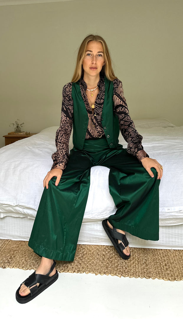 Waistcoat in Emerald Silk