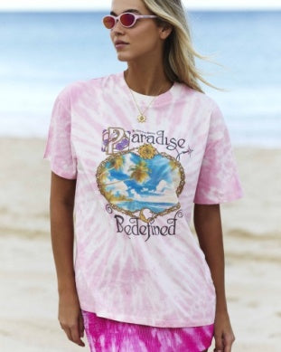 ITS NOW COOL Signature Tee in Dynamite Paradise