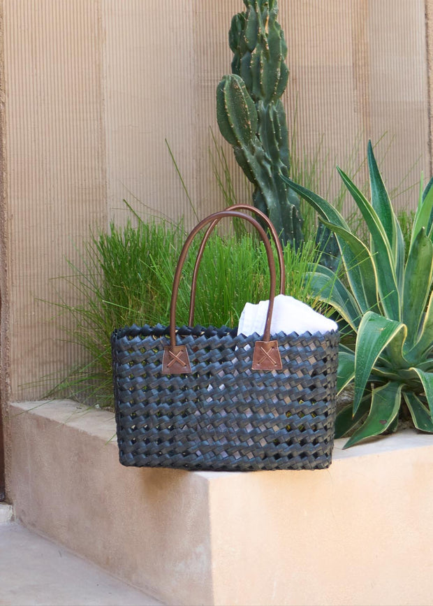 Palm Basket in Black