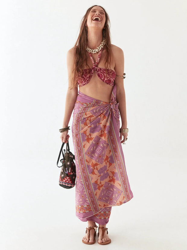 Maison Hotel  Byron Pareo in Purple Rain