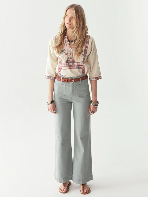 MAISON HOTEL The Nimirta Blouse in Choti Holi