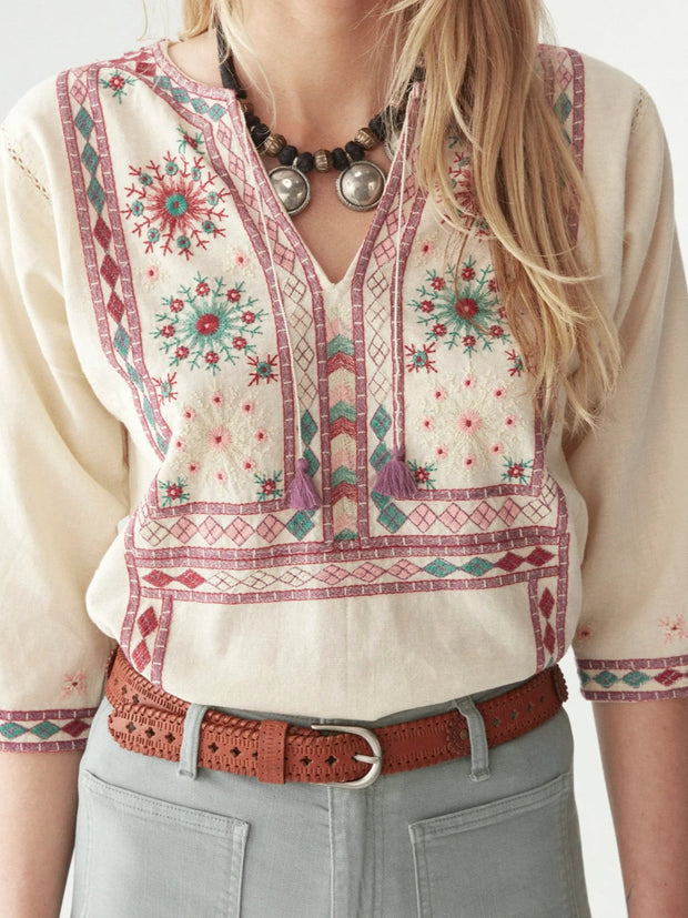 MAISON HOTEL The Nimirta Blouse in Choti Holi