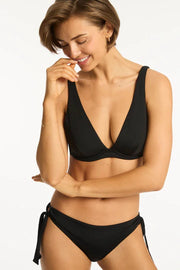 Sea Level Longline Underwire in Black