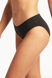 Sea Level Essentials Mid Bikini Pant Black