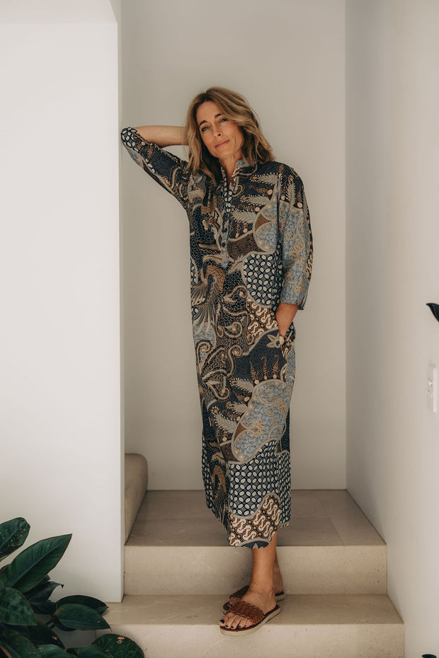 Amira Kaftan in the Sky Bluebird Batik Print