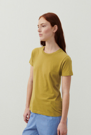 American Vintage Gamipy 21 T Shirt in Golden