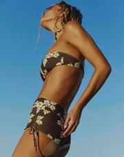 ITS NOW COOL Bandeau Bikini Top in Hibiscus