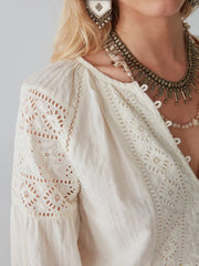 MAISON HOTEL Josephine Blouse in Broderie Merengue