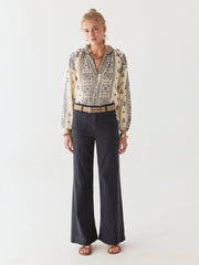 MAISON HOTEL Stephanie Blouse In Off White