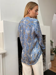 HOTEL The Fleurs Silk Blouse in Sky Blue Cloud